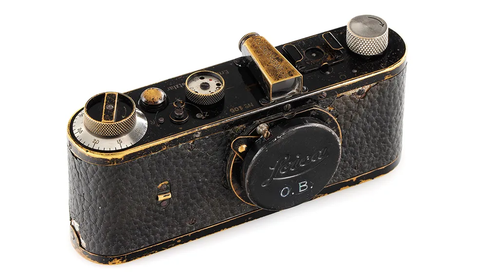 Barnack’s full name and initials have been engraved onto the camera. Leitz Photographica Auction