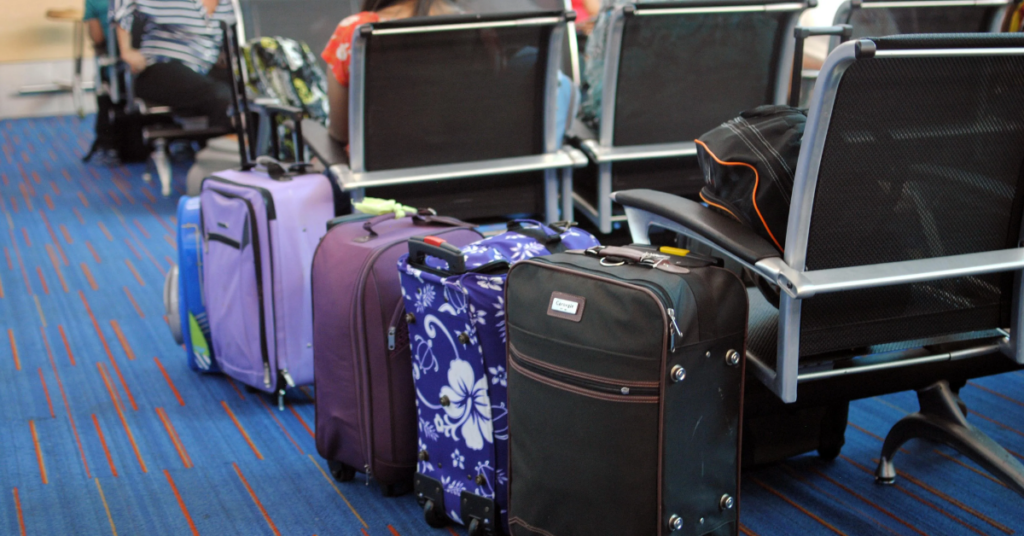 American Airlines Carry-On baggage policy (1)